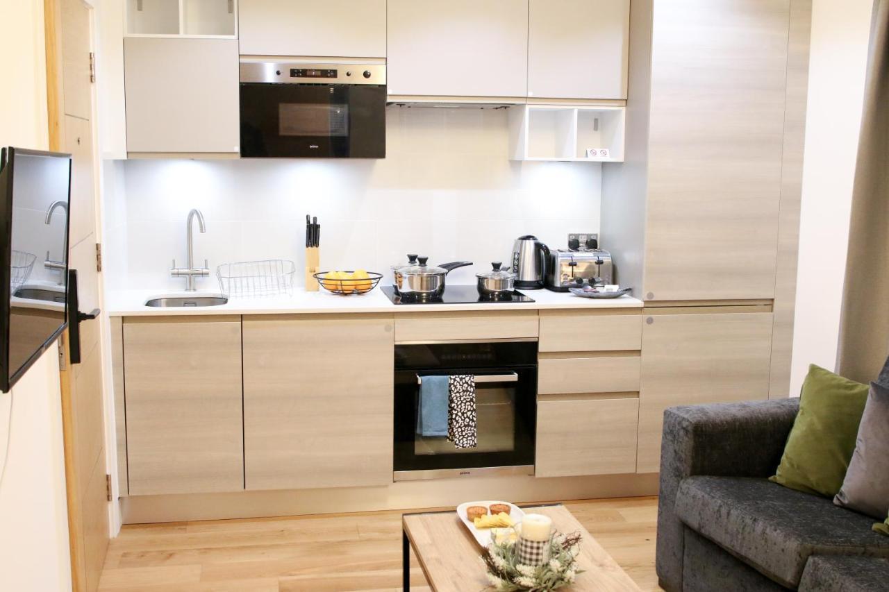 Lovely Studio Apartment With Access For Wheel-Chairs In Sydenham London Ngoại thất bức ảnh