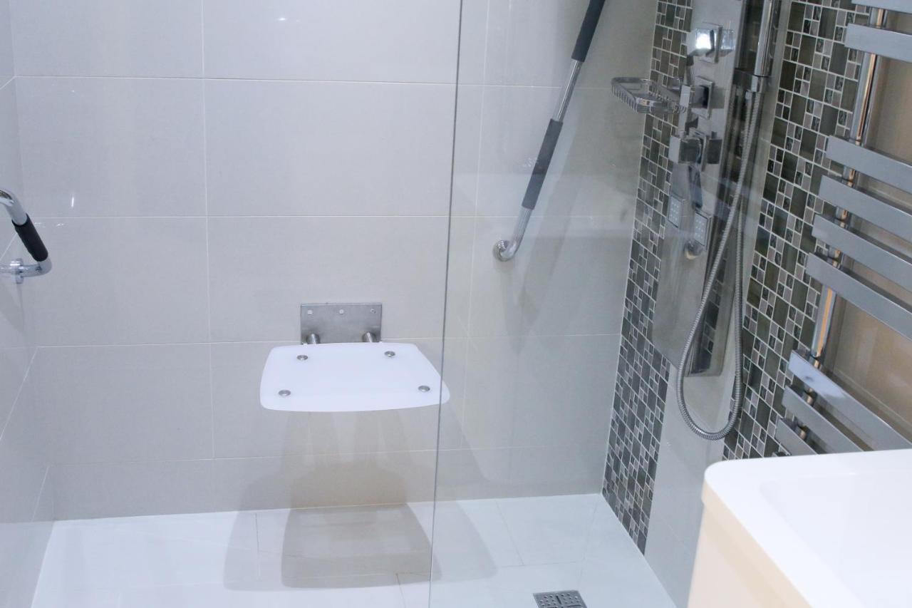 Lovely Studio Apartment With Access For Wheel-Chairs In Sydenham London Ngoại thất bức ảnh