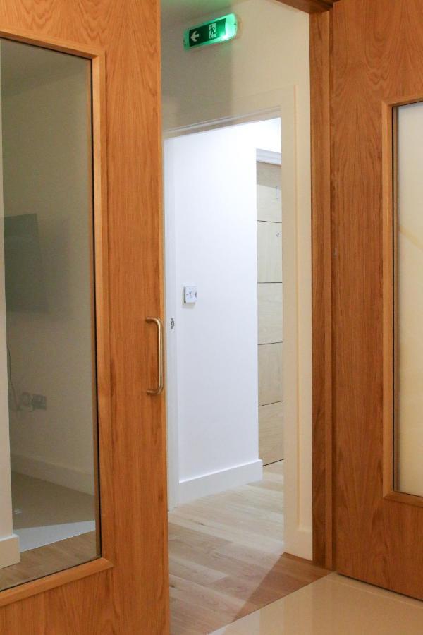 Lovely Studio Apartment With Access For Wheel-Chairs In Sydenham London Ngoại thất bức ảnh